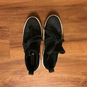 Steve Madden Black Tie Sneakers Size 8.5